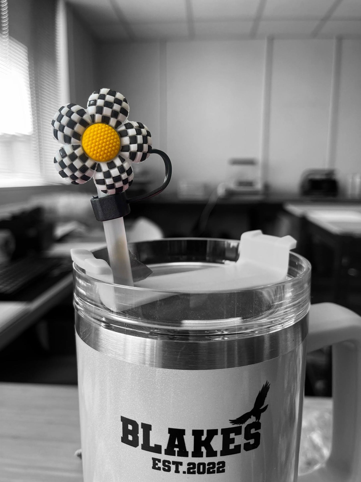 Flower Straw topper cover for 40oz Quencher tumbler. Fits Stanley V1 and H2.0 and all Dupes (Copy)